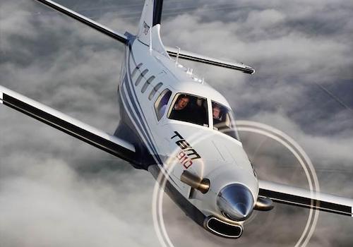 TBM910_Family-min